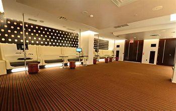 טורונטו Royal Stays Suites - Blue Jays Way מראה חיצוני תמונה