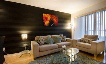 טורונטו Royal Stays Suites - Blue Jays Way מראה חיצוני תמונה